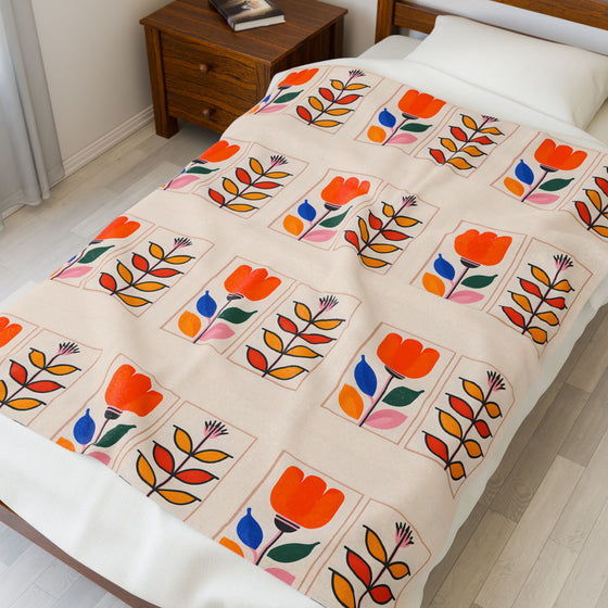 Mid-Century Modern Floral Throw – Plush Comfort, Retro Style