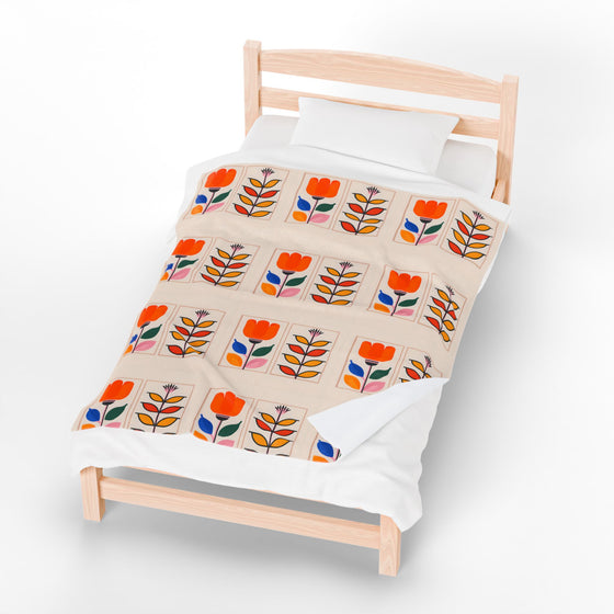 Mid-Century Modern Floral Throw – Plush Comfort, Retro Style